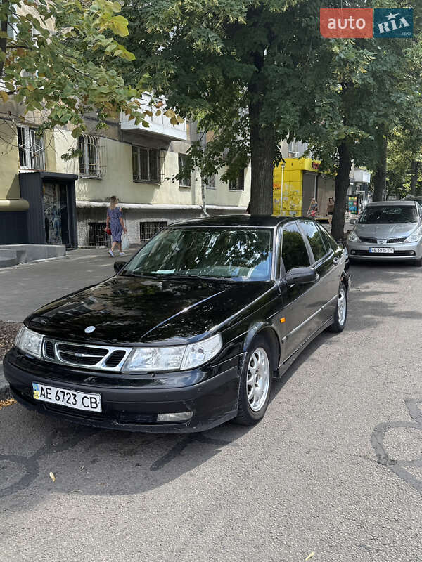 Седан Saab 9-5 2000 в Днепре