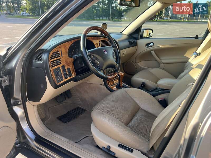 Седан Saab 9-5 2003 в Киеве