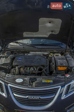 Седан Saab 9-5 2010 в Тернополе