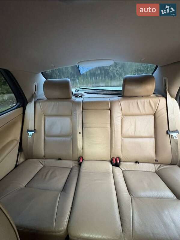 Седан Saab 9-5 2004 в Вышгороде