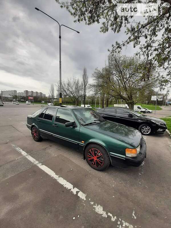 Хетчбек Saab 9000 1989 в Києві