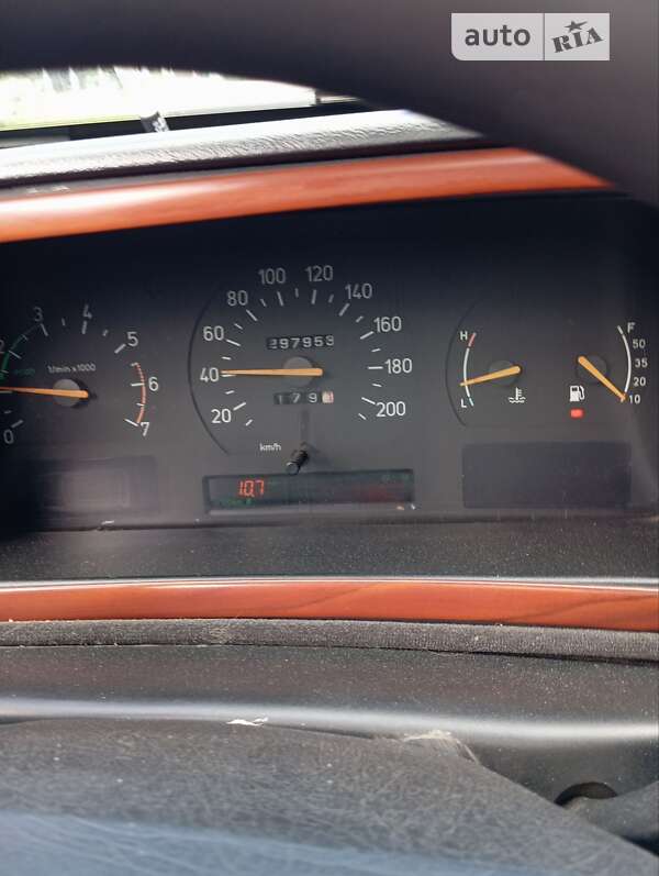 Седан Saab 9000 1995 в Березані