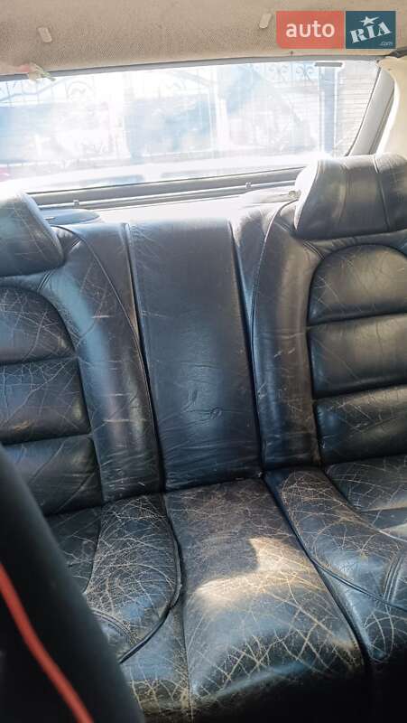 Лифтбек Saab 9000 1993 в Вапнярке