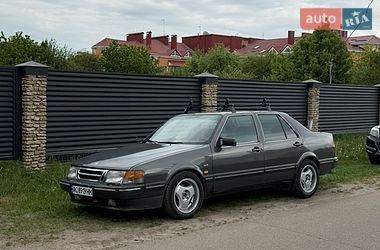 Седан Saab 9000 1989 в Луцьку