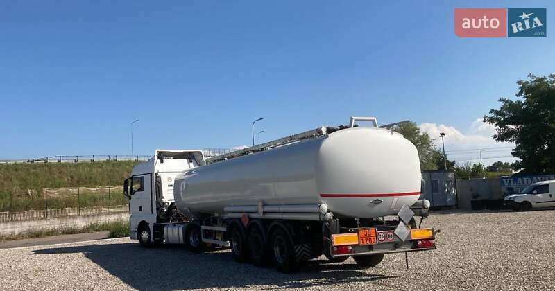 Цистерна полуприцеп SACIM SCX 2007 в Днепре