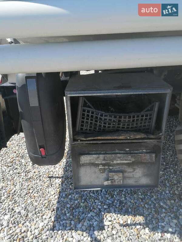 Цистерна полуприцеп SACIM SCX 2007 в Днепре