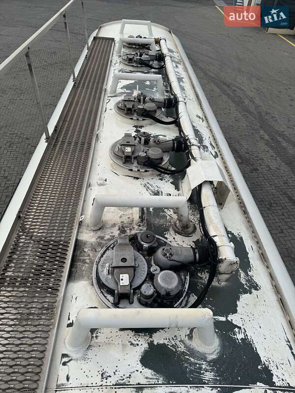 Цистерна полуприцеп SACIM SCX 2001 в Кременчуге фото 12 Цистерна полуприцеп SACIM SCX 2001 в Кременчуге