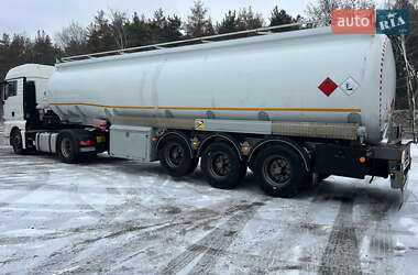 Цистерна полуприцеп Sahin Tanker 3FT 2012 в 