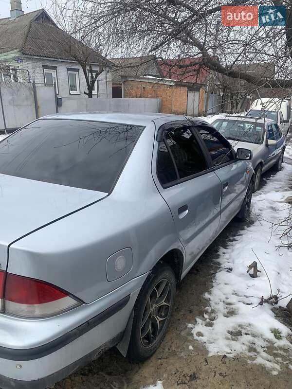 Седан Samand EL 2008 в Тростянці