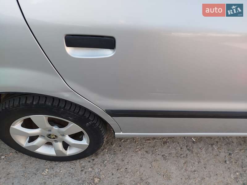 Седан Samand EL 2007 в Южноукраинске