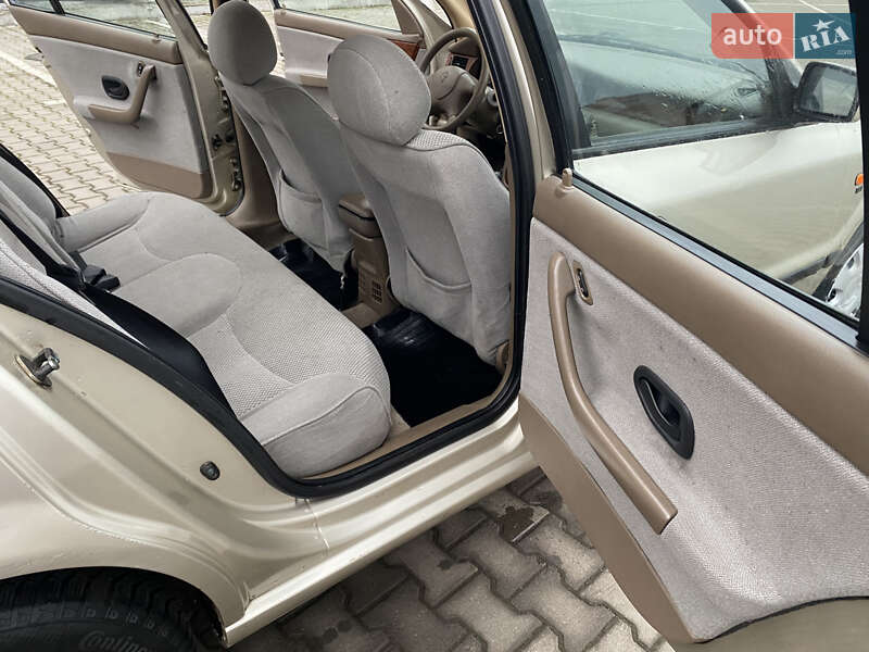 Седан Samand EL 2007 в Хмельницком