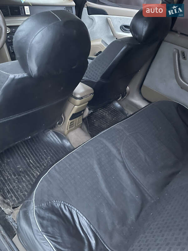 Седан Samand LX 2005 в Балаклії