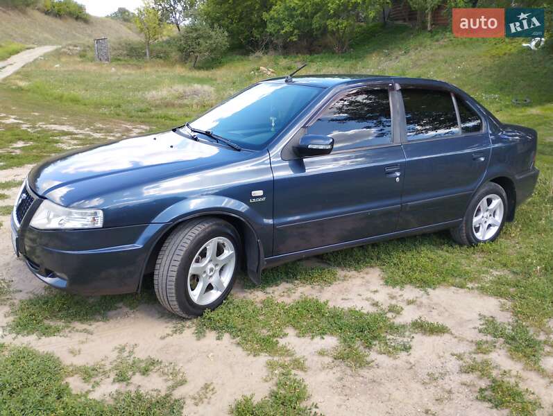 Седан Samand Soren 2011 в 