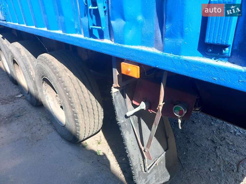 Зерновоз - напівпричіп Samro ST 1995 в Черкасах