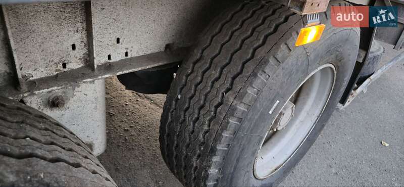 Контейнеровоз напівпричіп Samro ST 1992 в Миколаєві