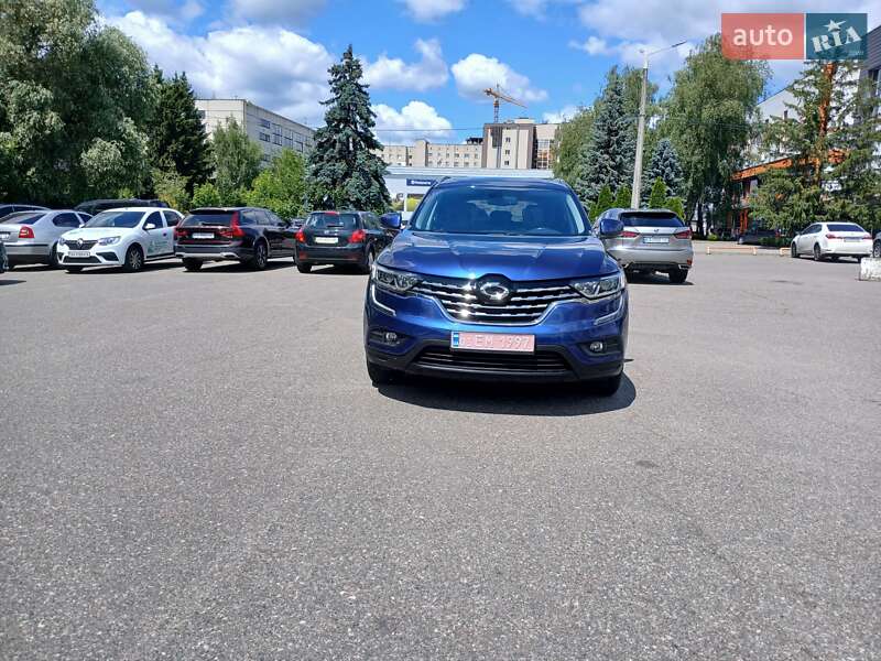 Внедорожник / Кроссовер Samsung QM6 2016 в Киеве