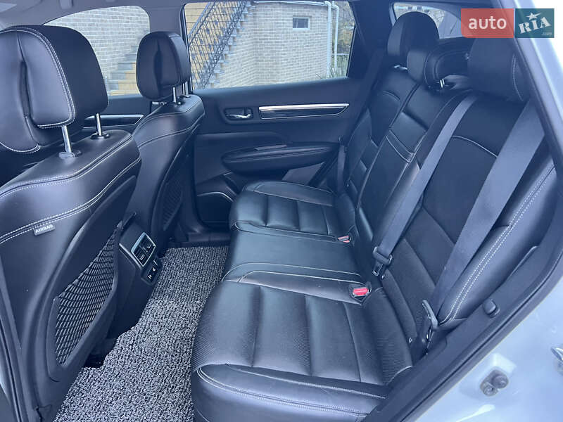 Позашляховик / Кросовер Samsung QM6 2016 в Вінниці