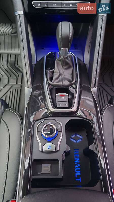 Внедорожник / Кроссовер Samsung QM6 2017 в Ровно