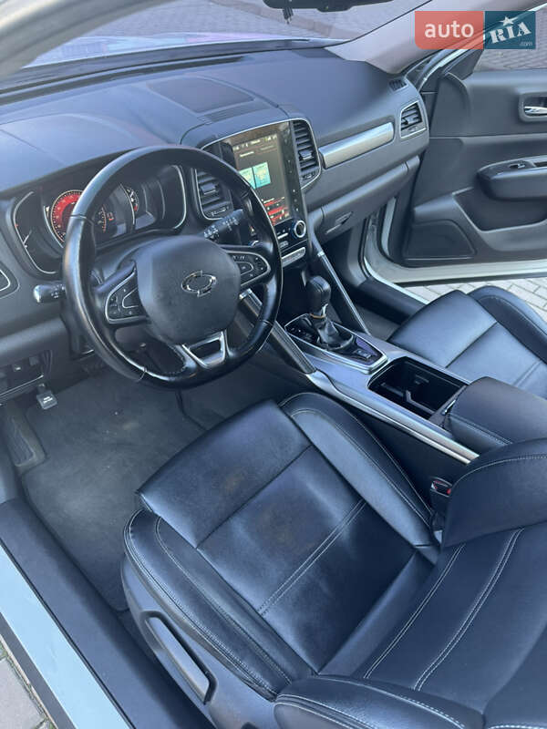 Внедорожник / Кроссовер Samsung QM6 2016 в Ужгороде фото 13 Внедорожник / Кроссовер Samsung QM6 2016 в Ужгороде