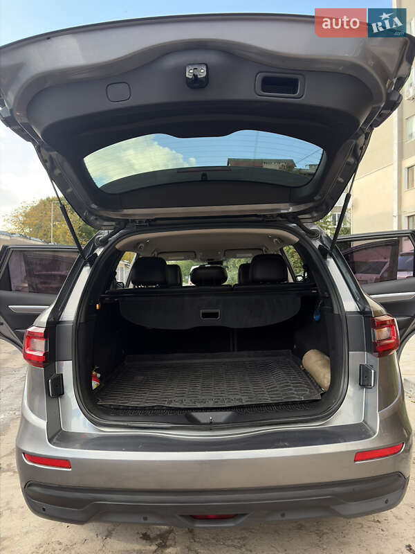 Позашляховик / Кросовер Samsung QM6 2017 в Кам'янець-Подільському