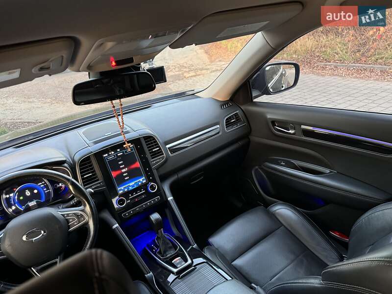 Позашляховик / Кросовер Samsung QM6 2017 в Львові