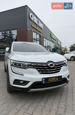 Внедорожник / Кроссовер Samsung QM6 2017 в Виннице