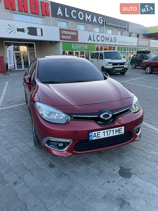 Седан Samsung SM3 2014 в 
