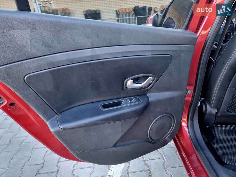 Седан Samsung SM3 2014 в Павлограде