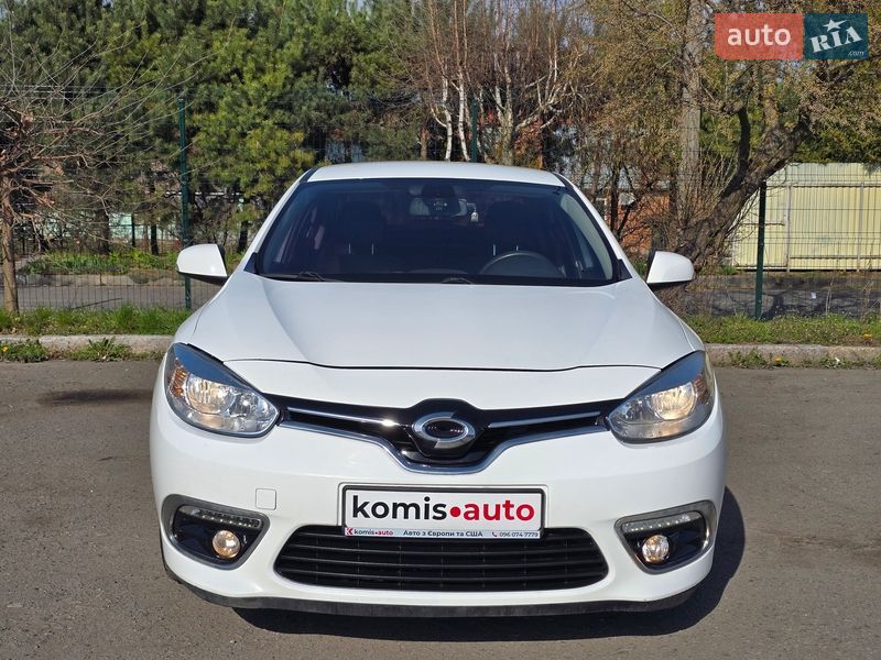 Седан Samsung SM3 2019 в Хмельницком