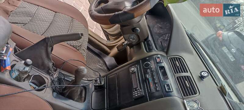Седан Samsung SM5 2003 в Обухове