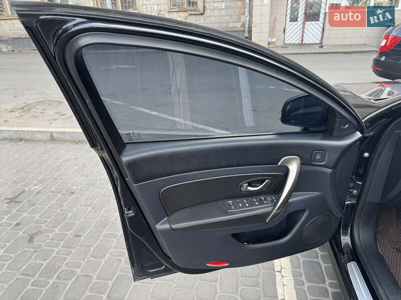Седан Samsung SM5 2013 в Житомире