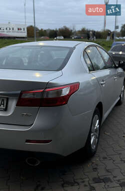 Седан Samsung SM5 2015 в  фото 13 Седан Samsung SM5 2015 в