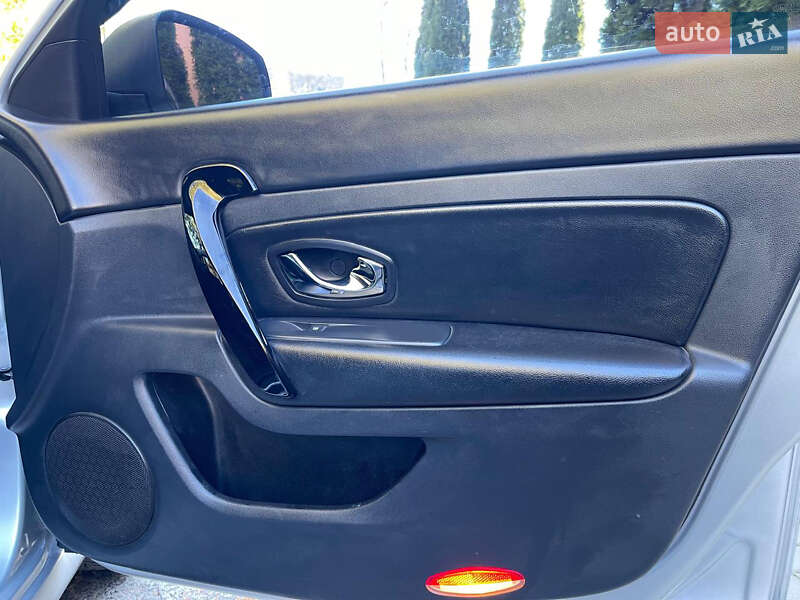 Седан Samsung SM5 2017 в Трускавце фото 14 Седан Samsung SM5 2017 в Трускавце