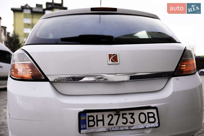 Хэтчбек Saturn Astra 2007 в Ужгороде