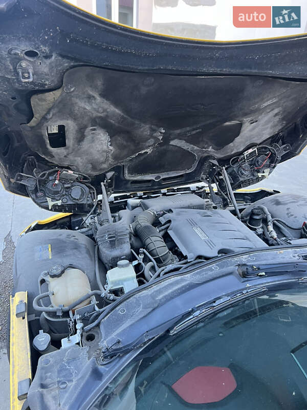 Кабриолет Saturn Sky 2008 в Львове