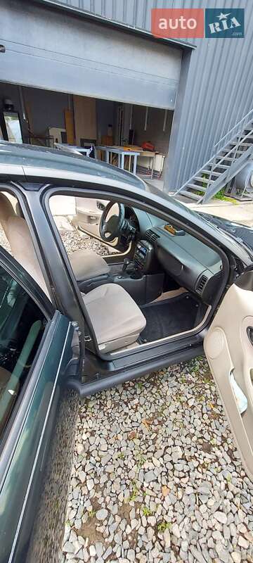 Универсал Saturn SW 1996 в Киеве