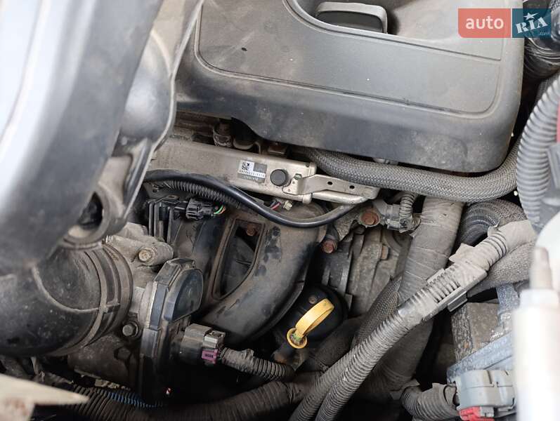 Позашляховик / Кросовер Saturn Vue 2008 в Білій Церкві