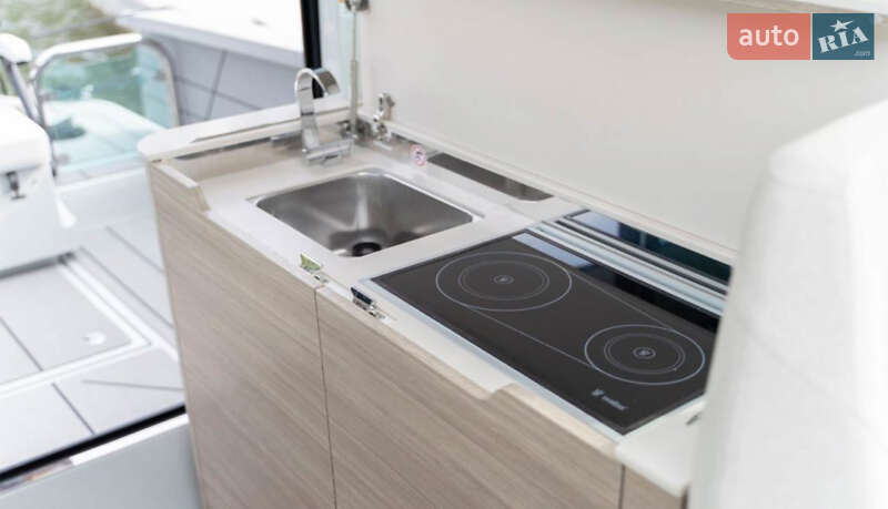 Моторна яхта Saxdor 320 2022 в Одесі