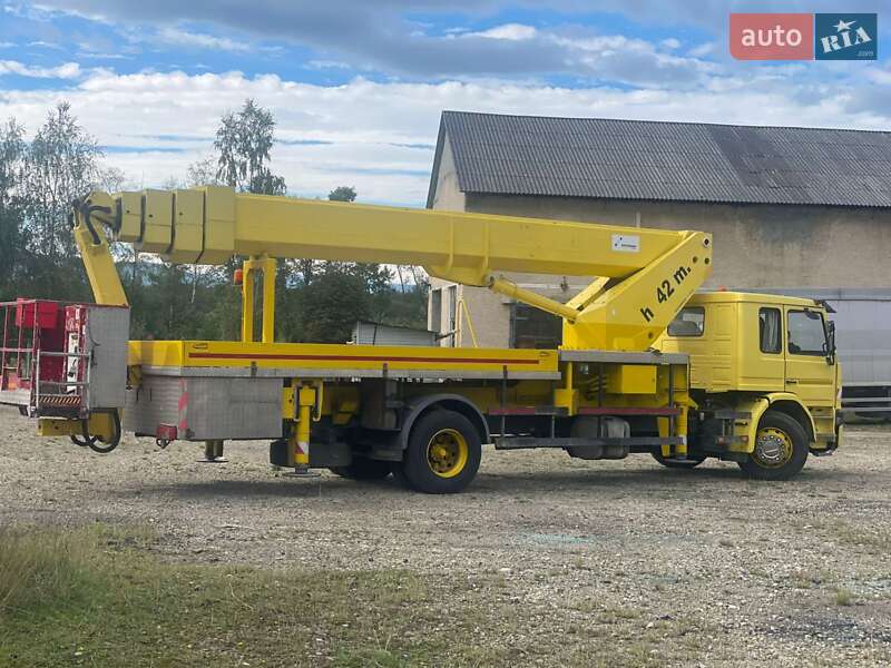 Автовышка Scania 113M 1994 в Долине