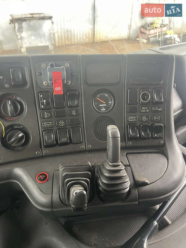 Кран-манипулятор Scania 114 2003 в Киеве