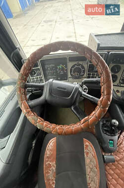 Тягач Scania 124 2003 в 