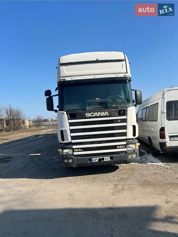 Тягач Scania 124 2003 в 