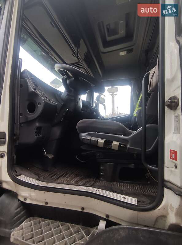 Тягач Scania 124 2001 в Кропивницькому