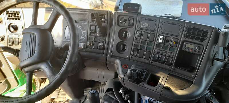 Тягач Scania 124 1998 в Жовкві