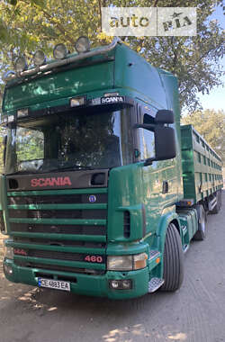 Зерновоз Scania 144 2000 в Новоселице