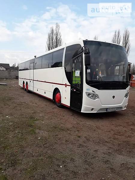 Туристический / Междугородний автобус Scania OmniExpress 2011 в Виннице