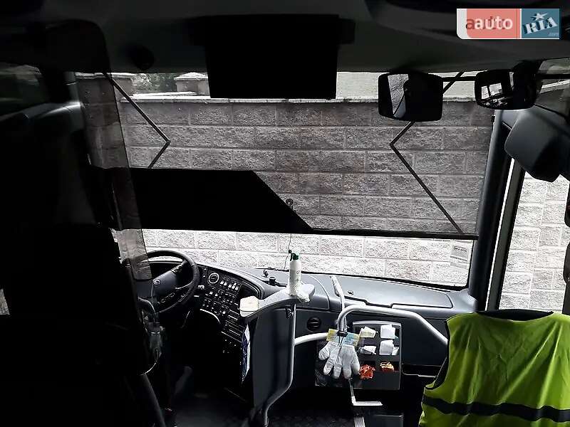 Туристический / Междугородний автобус Scania OmniExpress 2011 в Иршаве