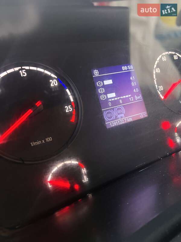 Тягач Scania P 2012 в Львові