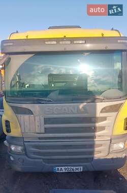 Тягач Scania P 2012 в 