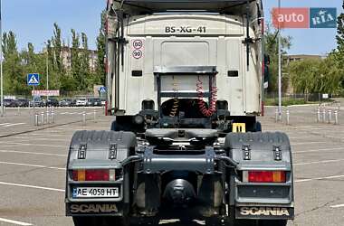 Тягач Scania P 2007 в 